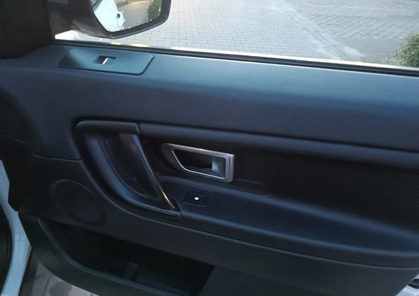 Land Rover Discovery Sport cena 63900 przebieg: 240000, rok produkcji 2017 z Ząbkowice Śląskie małe 191